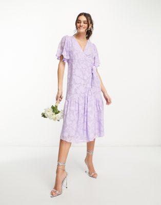YAS YAS Bridesmaid textured wrap midi dress in lilac - LILAC-Purple