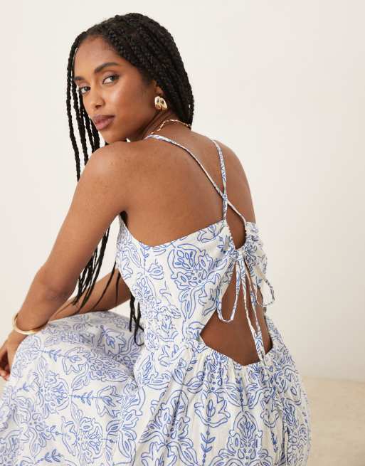 YAS - Cami maxi jurk met kruisrug en blauw en witte tegelprint, 2 van 4