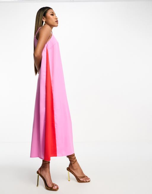 Y.A.S – Camisole-Maxikleid aus Satin mit Farbblockdesign in Rot und Rosa