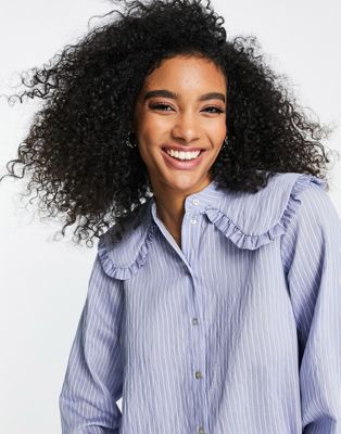 Chemises et blouses YAS - Chemise à col oversize - Bleu pâle