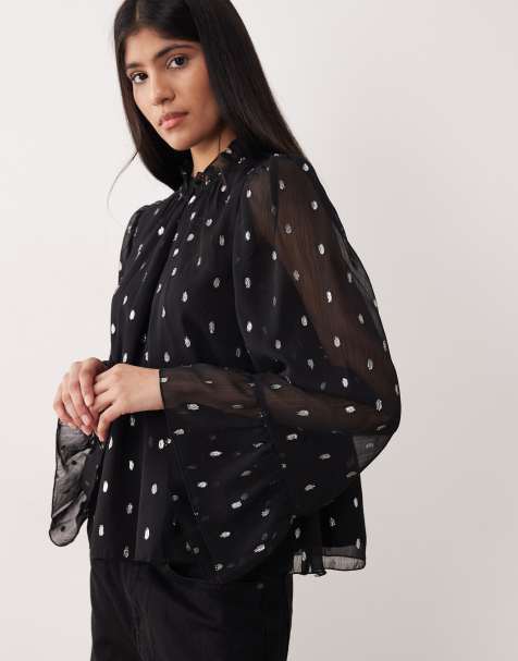 YAS – Chiffon-Oberteil in Schwarz mit Silberfolien-Details - view 1