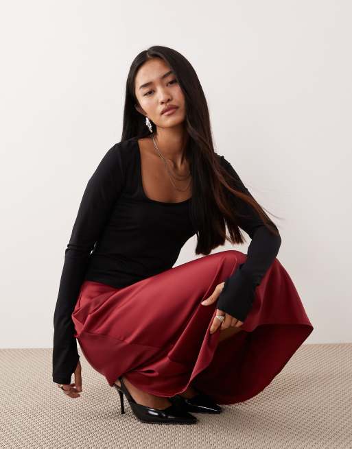 YAS – Ciemnoczerwona satynowa spódnica midi , 2 z 5