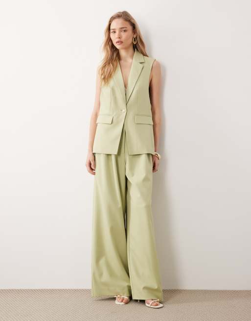 YAS - Completo sartoriale verde inverno con pantaloni con fondo ampio e gilet taglio lungo