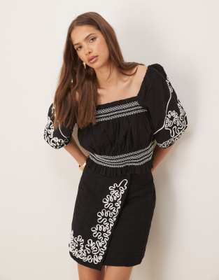 YAS contrast cornelli embroidered puff sleeve crop top co-ord in black