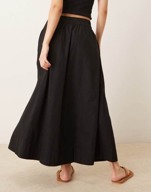 YAS cotton poplin volume maxi skirt in black, 3 of 5