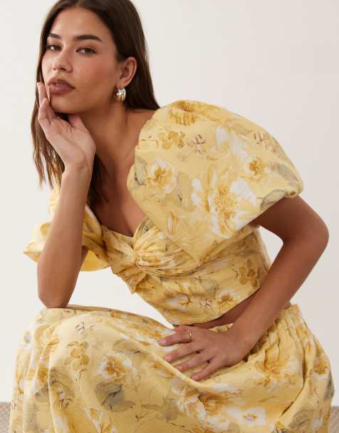 YAS - Crop top d'ensemble à manches volumineuses et épaules dénudées - Jaune à imprimé fleuri - view 1