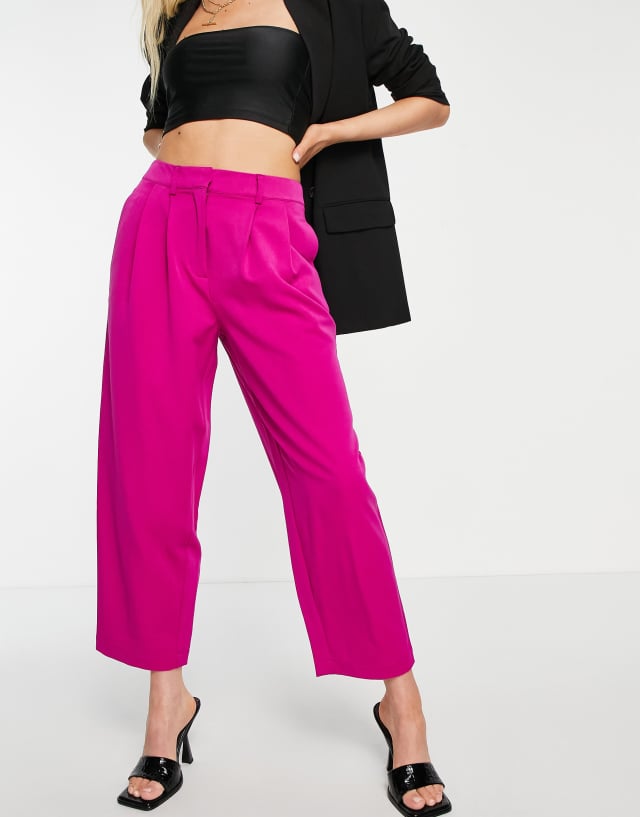 Y.A.S cropped tailored pants in fuchshia - part of a set