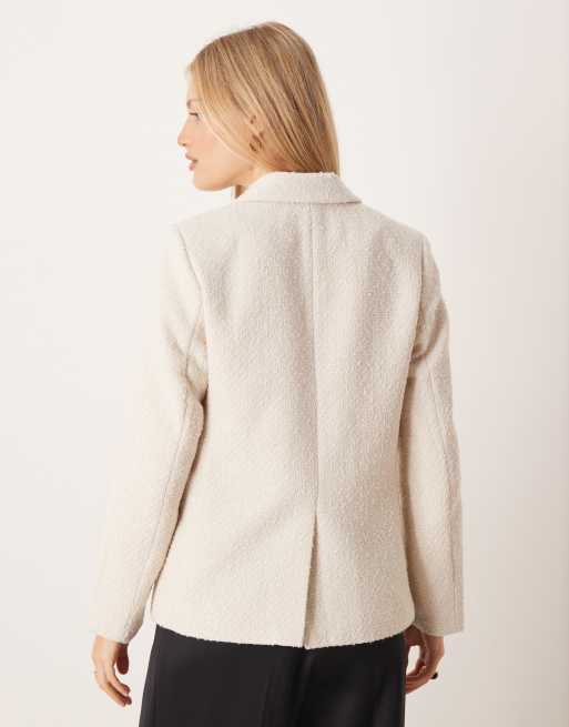 YAS – Eleganter, zweireihiger Bouclé-Blazer in Cremeweiß mit verzierten Knöpfen, 4 von 4