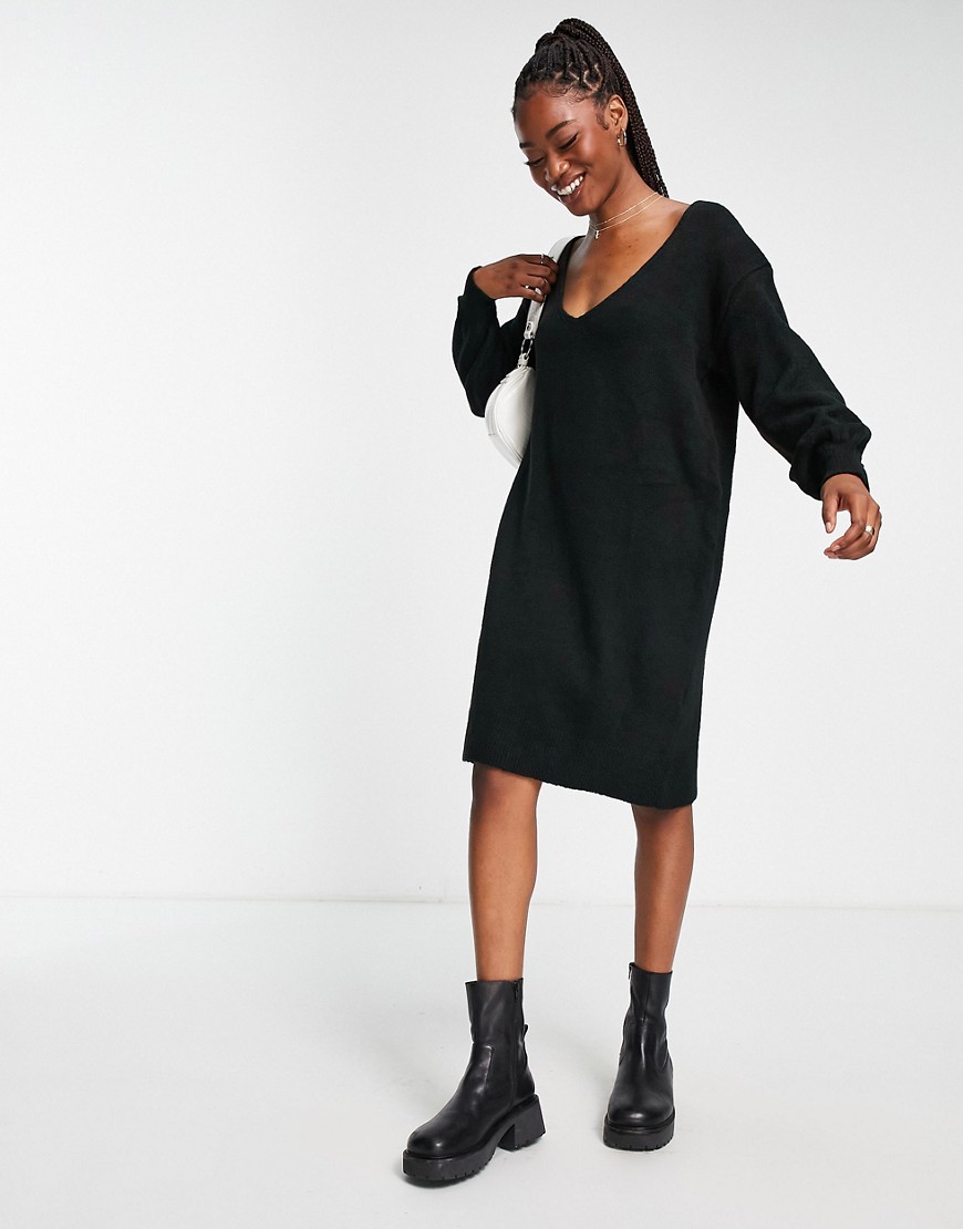 Emmy deep v-neck knit dress in black