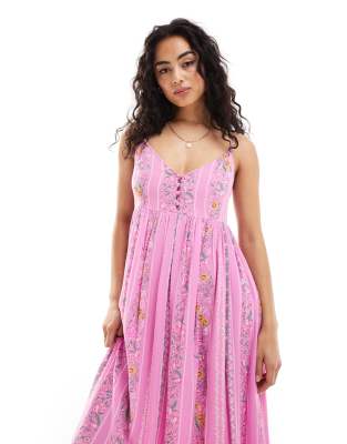 YAS - Festival - Maxi-Trägerkleid in Rosa mit Knopfleiste vorn und floralen Streifenmuster-Bunt