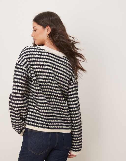 YAS - Gebreid vest met strepen in zwart en crème, 4 van 4