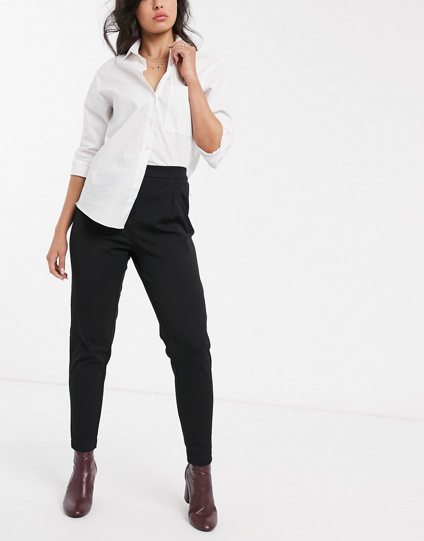 Y.A.S - Getailleerde broek met elastische tailleband in zwart