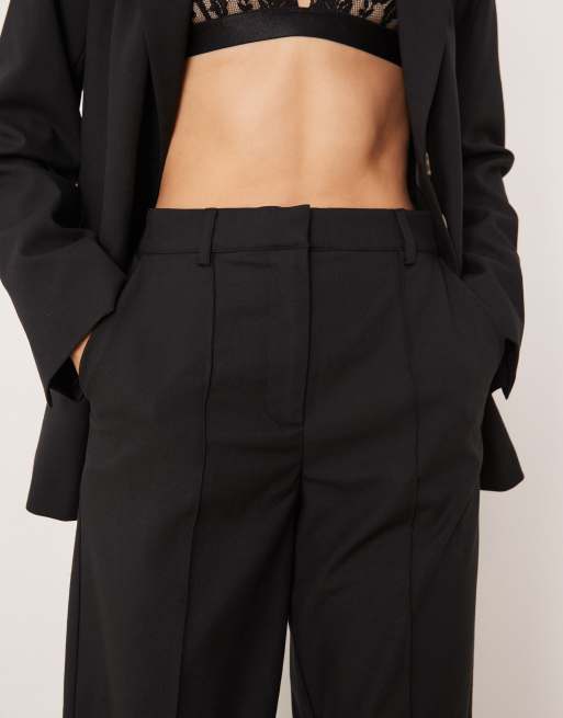 YAS high waist pleated tailored pants in black (Part of a set), 3 of 5