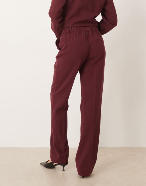 YAS high waisted tailored trousers co-ord in burgundy, 4 of 5