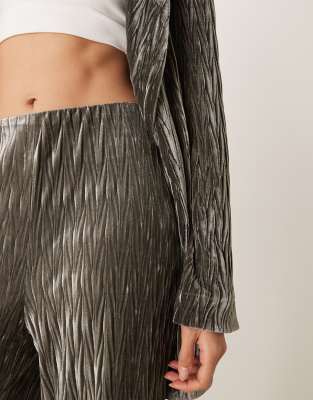 Y.a.s. High Waisted Textured Velvet Pants In Green