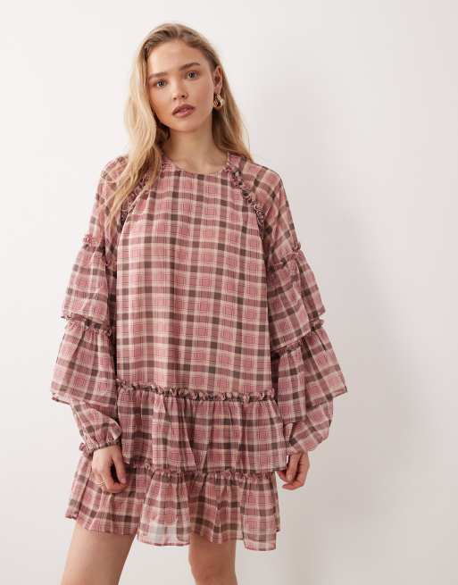 YAS – Kariertes Mini-Hängerkleid aus Chiffon mit Print in Rosa und Malve und Rüschen, 2 von 4