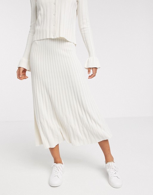 Y.A.S knitted skirt co-ord in cream