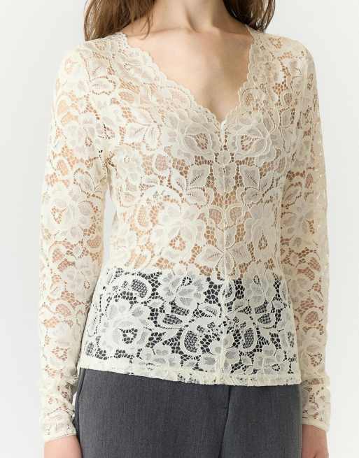 YAS Lacey lace slim fit v-neck long sleeve blouse in white, 4 of 7