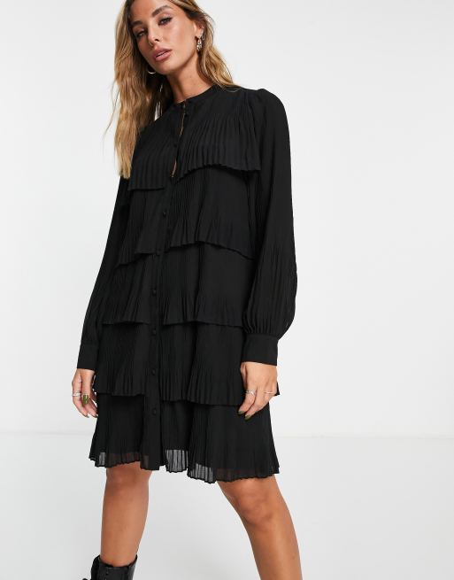 Y.A.S Layla tiered mini smock dress in black | ASOS