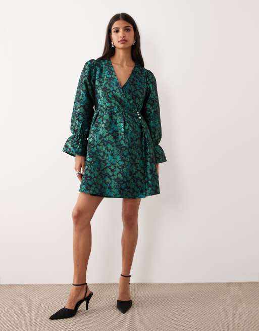 YAS long sleeve jacquard mini dress in black, 4 of 4