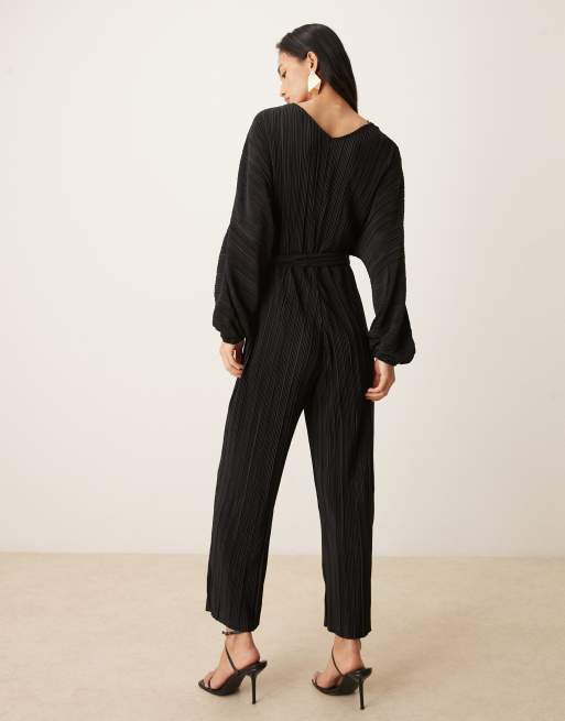 YAS long sleeve tie waist plisse jumpsuit in black, 3 of 4