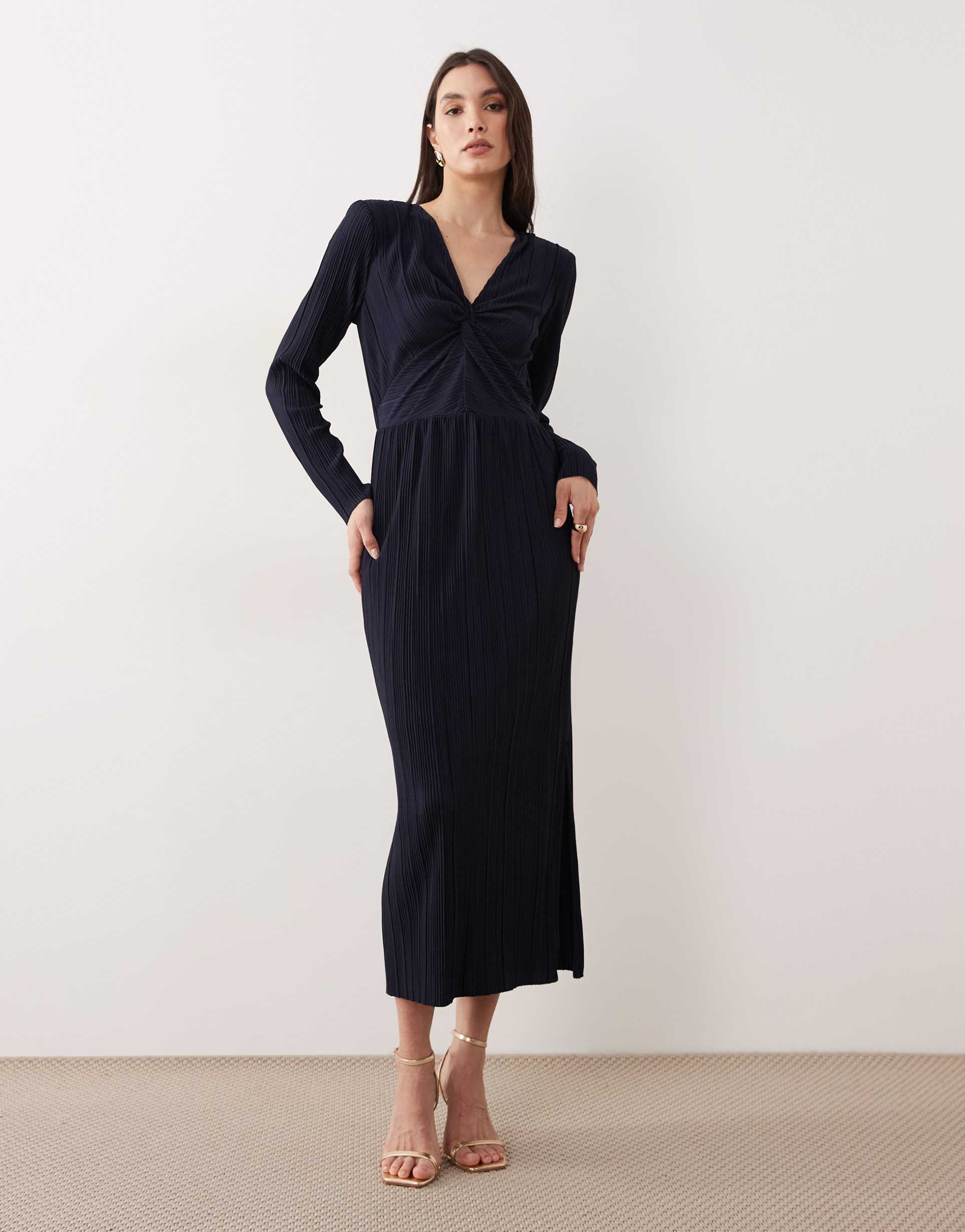 yas long sleeve twist front plisse maxi dress in navy blue