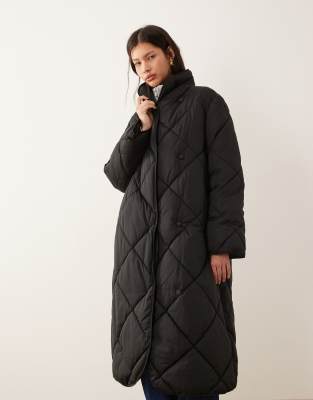 Y.a.s. Longline Diamond Quilted Jacket In Black