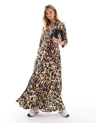 Y.A.S - Maxi-Hemdblusenkleid mit schwarzem Leopardenmuster-Bunt