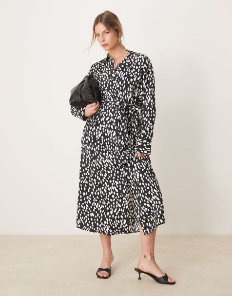 YAS – Maxi-Hemdkleid in Schwarz gepunktet mit Bindeband in der Taille - view 1