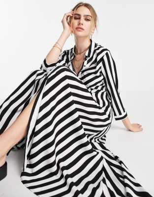 Y. A.S - Maxi-Hemdkleid mit plakativem Streifenmuster-Schwarz