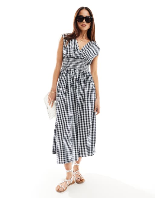 YAS - Midi jurk met gesmokte taille en V-hals in marineblauwe gingham ruit