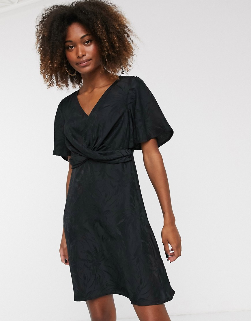 Y.A.S - Midi-jurk met knoop aan de voorkant-Zwart