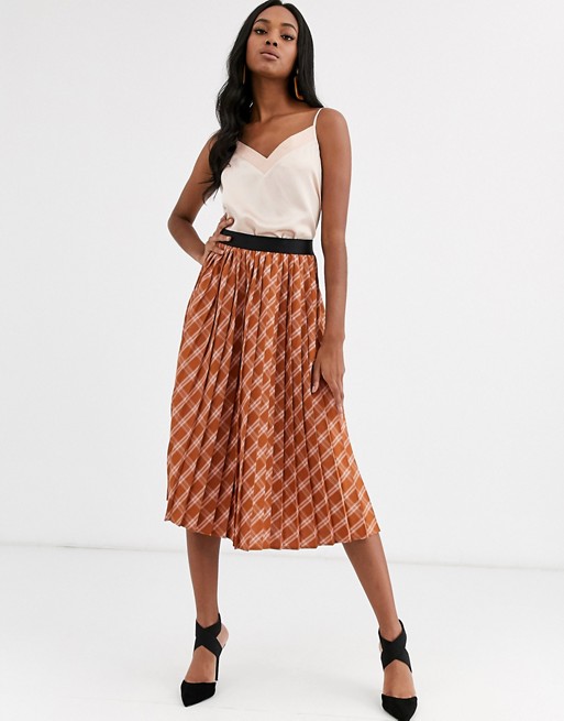 Y.A.S midi skirt in pleated check