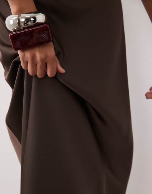 YAS - Midirok van satijn in chocoladebruin, 3 van 5