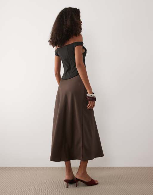 YAS - Midirok van satijn in chocoladebruin, 5 van 5