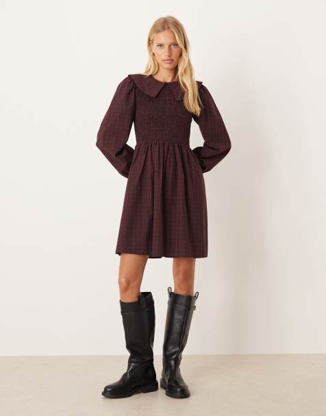 YAS – Mini-Hängerkleid in burgunderrot kariert mit Kragen - view 1