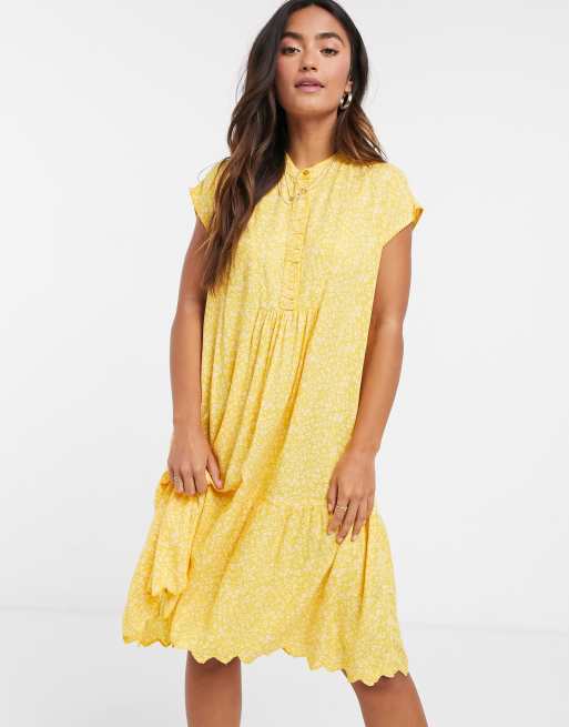 Y.A.S – Mini-Hängerkleid mit Rüschendetail und Blümchenmuster