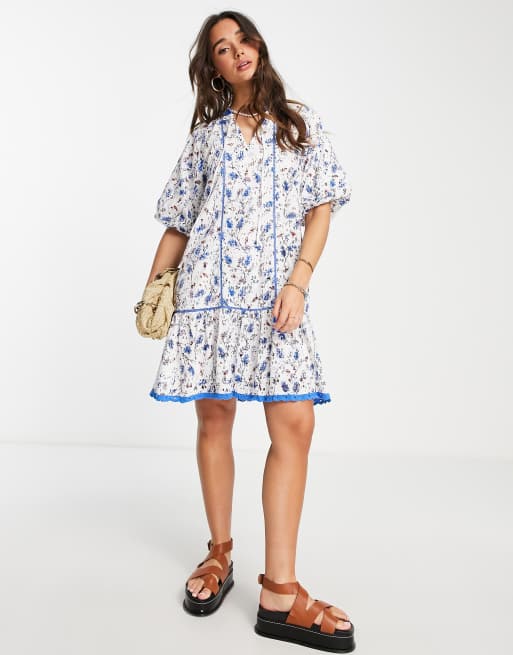 Y.A.S mini-vestido de algodón broderie smock en azul floral - AZUL