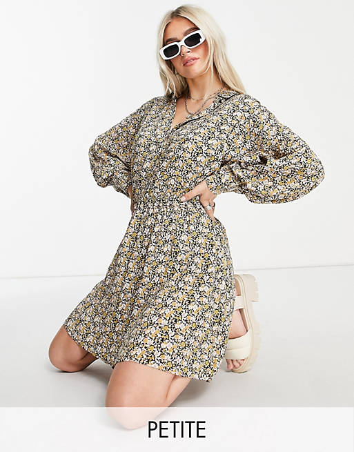 Women YAS Petite shirt co-ord with shirred cuff in floral print 