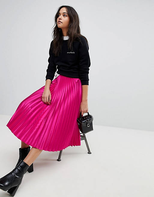 Y.A.S Pleated Midi Skirt