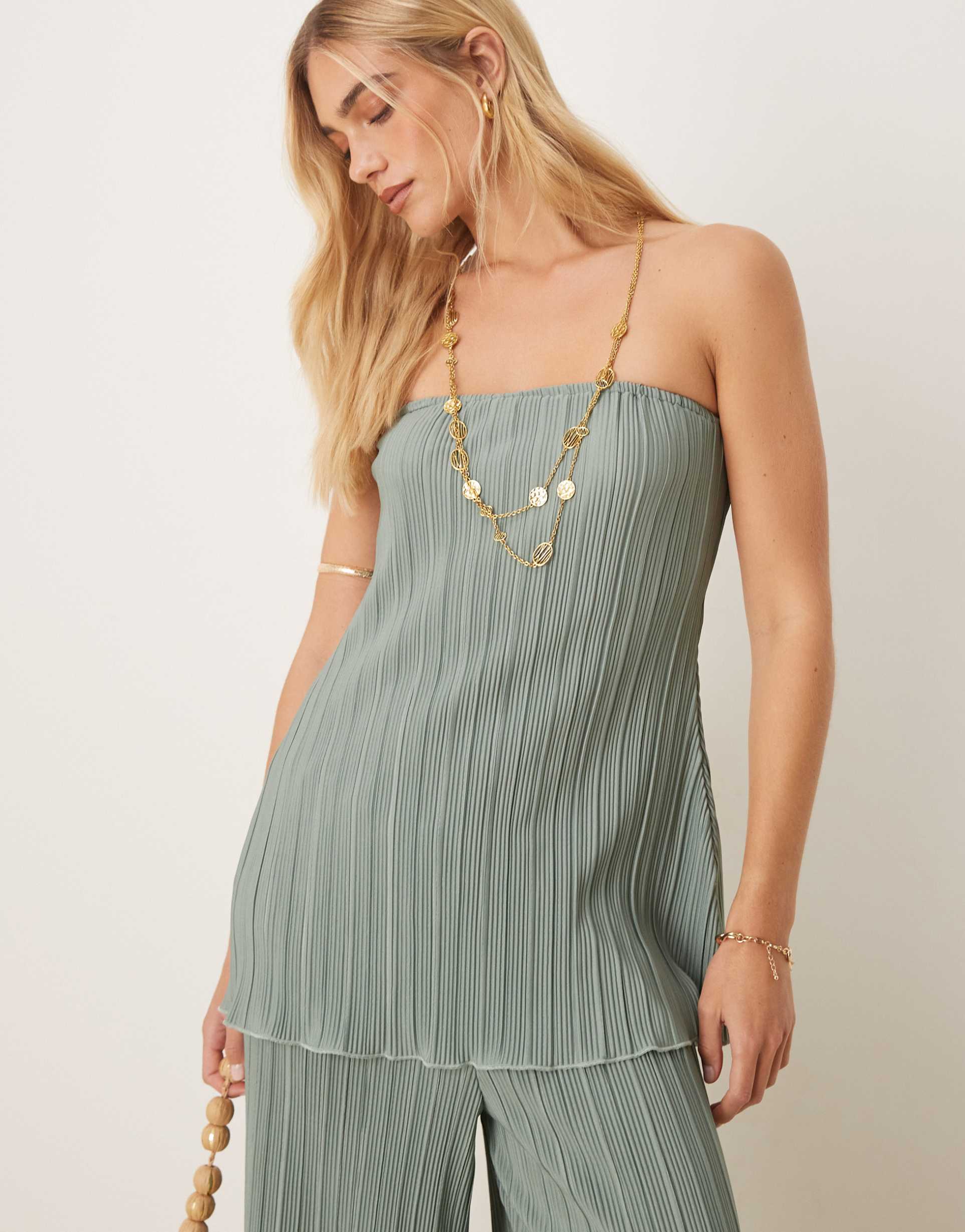 yas plisse bandeau with rolled hem detail in soft green - part of a set