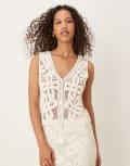 [YAS] YAS premium floral crochet knitted waistcoat in cream (Part of a set)-White XS Birch