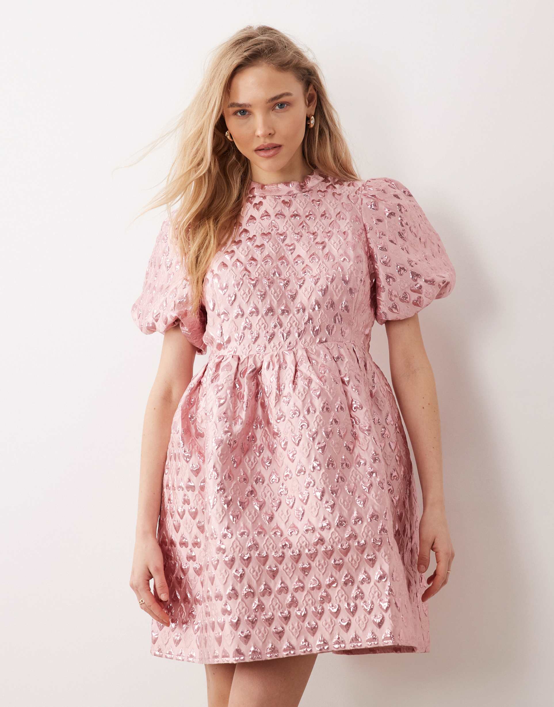 yas puff sleeve heart jacquard mini dress in pink