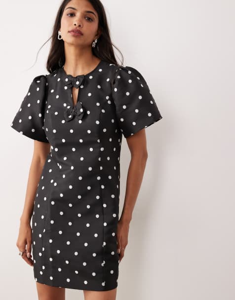 YAS - Robe courte structurée à manches bouffantes et pois - Noir et blanc - view 1