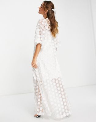 Femme YAS - Robe de mariée longue avec fleurs en relief appliquées - Blanc