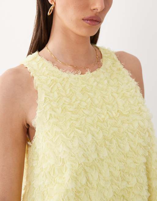 YAS - Robe droite courte sans manches en tissu texturé - Jaune pastel, 3 de 4