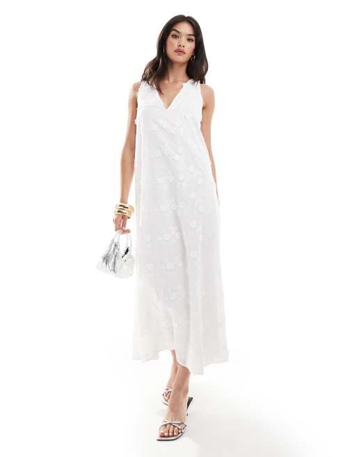Y.A.S - Robe longue à décolleté plongeant avec lien noué au dos et fleurs en relief - Blanc