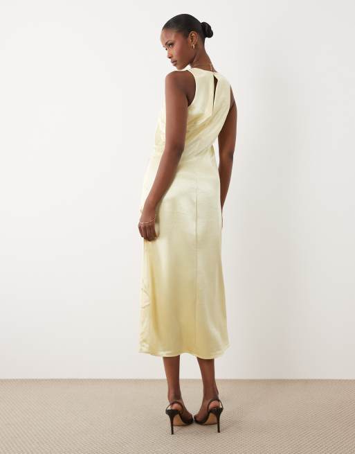 YAS - Robe longue à dos nageur en satin à imprimé orchidée placé - Jaune pâle, 4 de 4