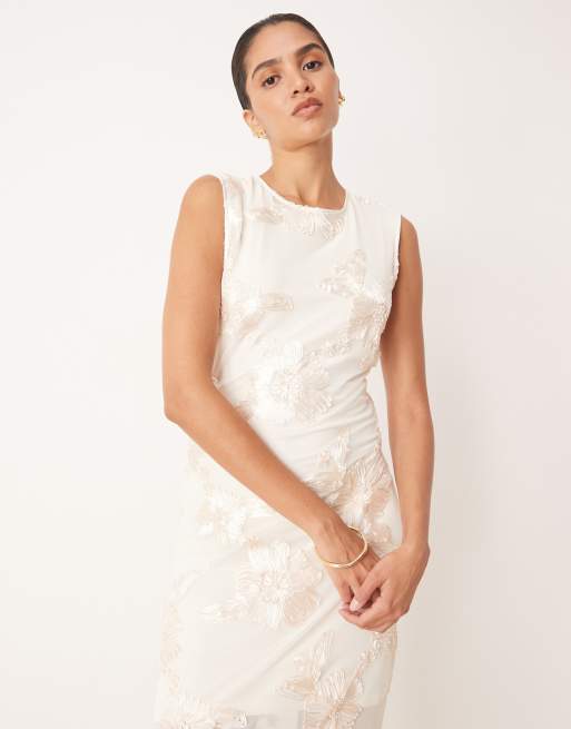 YAS - Robe mi-longue à fleurs appliquées et ourlet transparent - Crème, 2 de 4