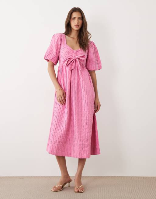 YAS - Robe mi-longue texturée à manches bouffantes et nœud devant - Rose, 2 de 4
